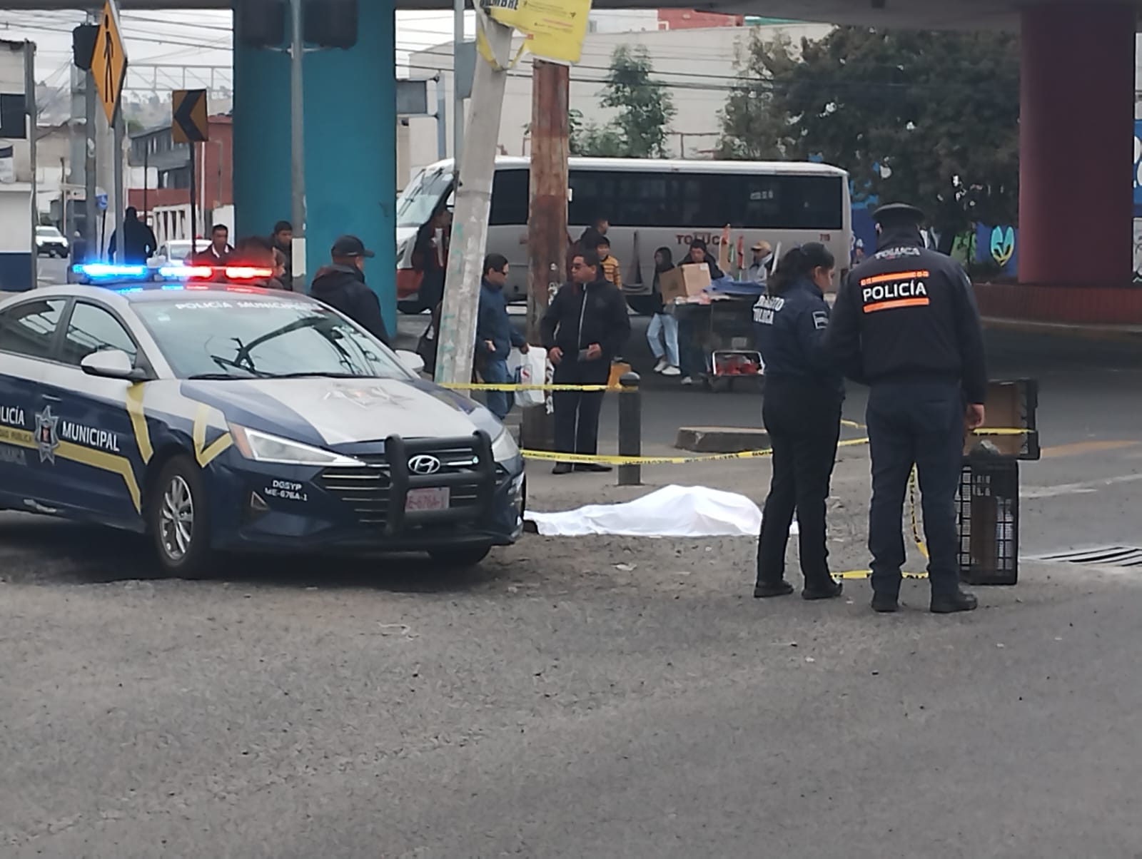  Chofer de autobús arrolla a mujer de la tercera edad en Toluca